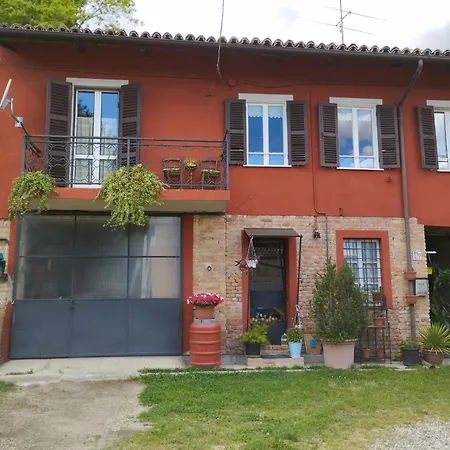 Ca' D'la Nona Casa Con Giardino *