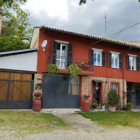 Vakantiehuis Ca' D'la Nona Casa Con Giardino *